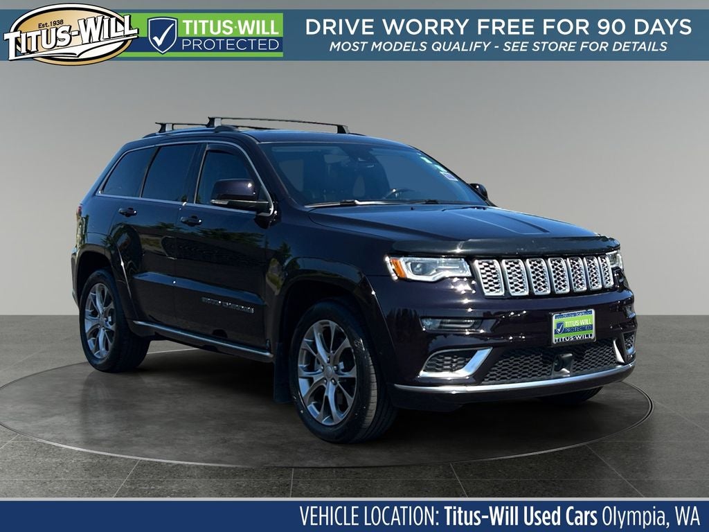 2019 Jeep Grand Cherokee Summit in Sangria Metallic Clearcoat — front three-quarter view