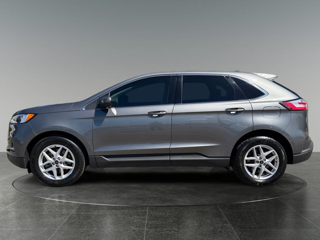 2023 Ford Edge — detail view